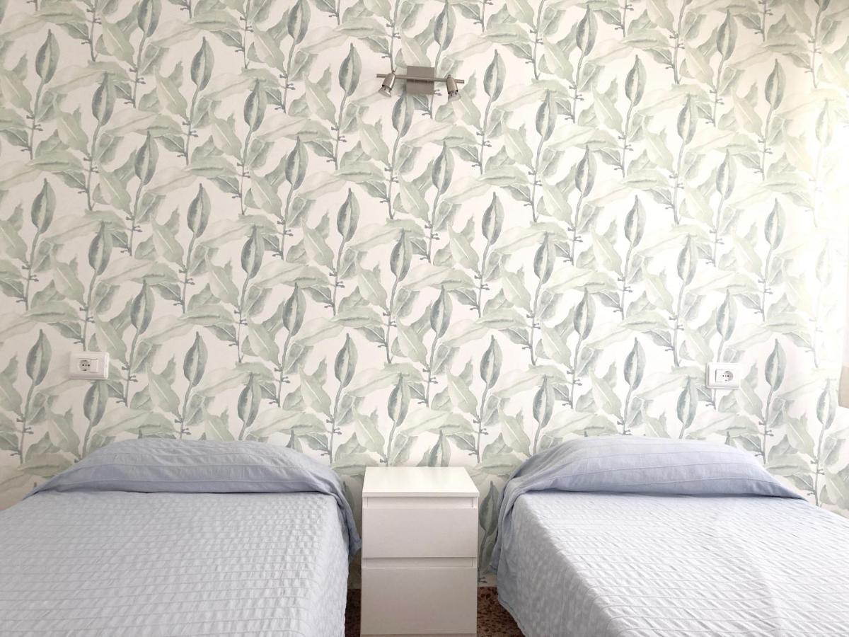 Apartamentos Las Rosas Dénia Esterno foto