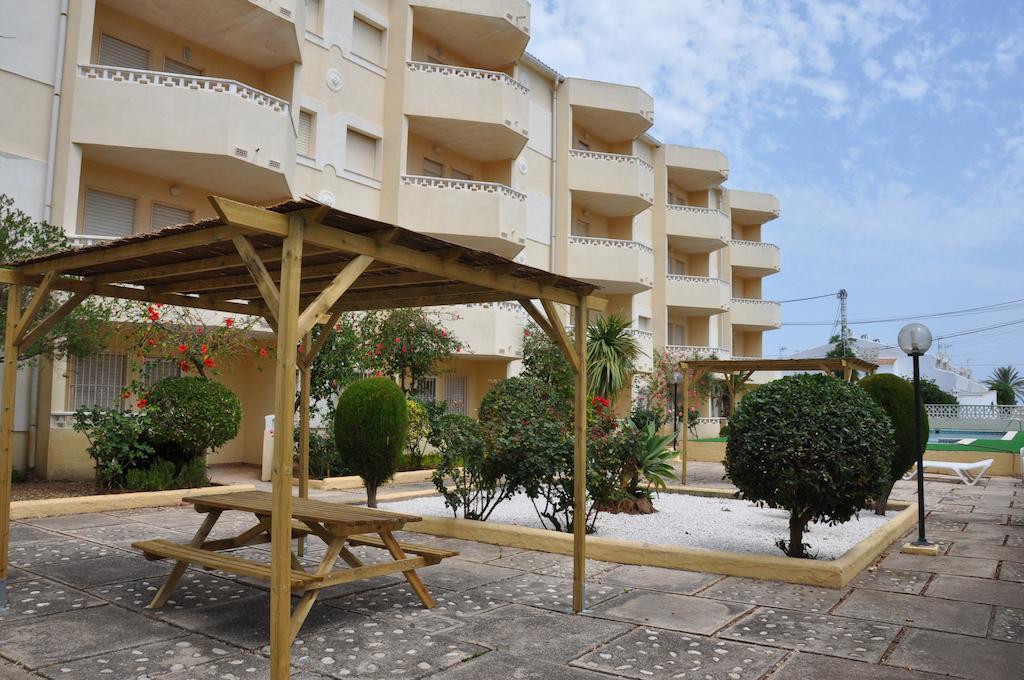 Apartamentos Las Rosas Dénia Esterno foto
